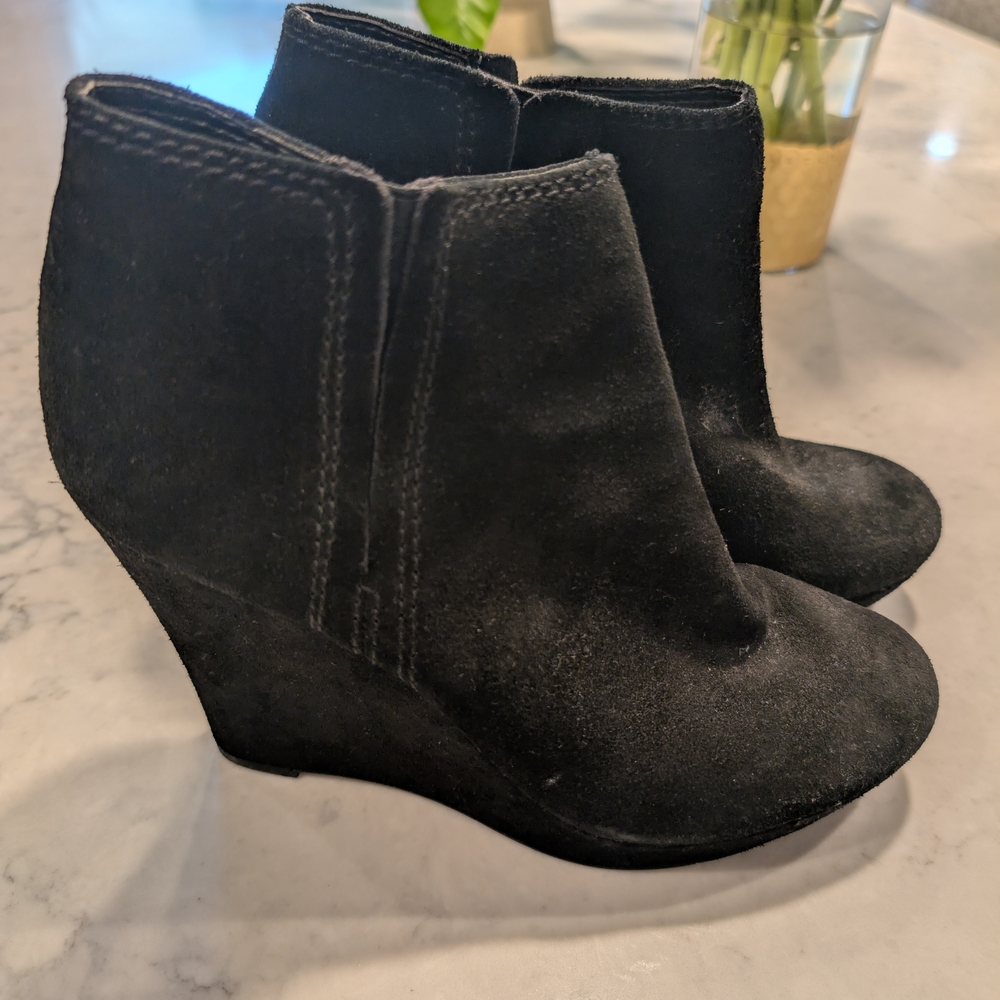 Jessica Simpson Black Suede Wedge Boots